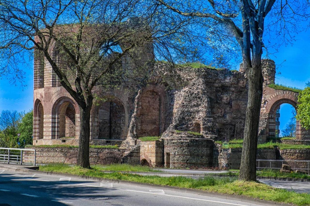 Ferienwohnung Kirchturmblick Euren Трир Экстерьер фото