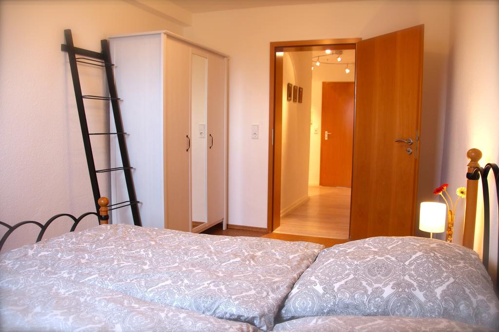Ferienwohnung Kirchturmblick Euren Трир Экстерьер фото